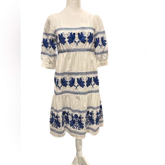 MODA International Embroidered Dress 6 NWOT - Picture 1 of 4
